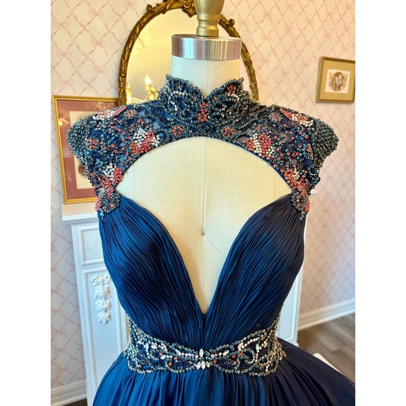 One-of-a-kind Sherri Hill Couture Organza Ballgown - Picture 3 of 5